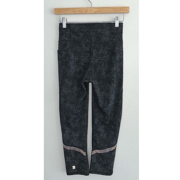 SWEATY BETTY Zero Gravity Crop Running Tight - Picture 5 of 13